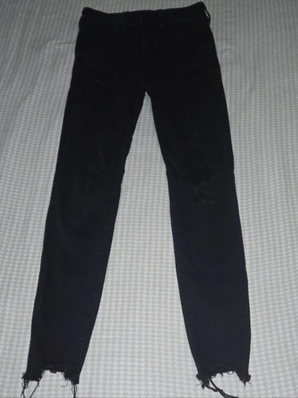 American Eagle Next Level Stretch Distressed Skinny Jeans in Black Size 4